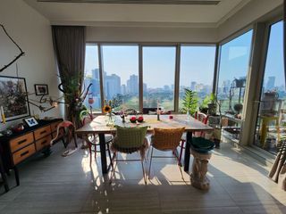 For rent and for sale 2 bedrooms condo in Pathum Wan, Bangkok