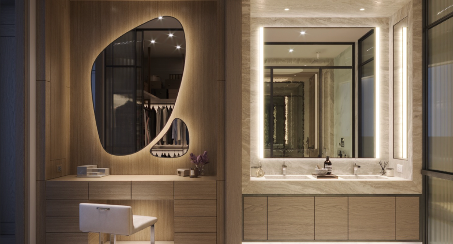 For sale 3 Beds condo in Pathum Wan, Bangkok