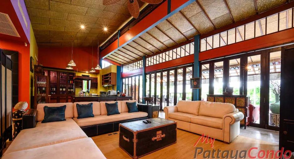 For sale 4 bedrooms house in Bang Lamung, Chonburi