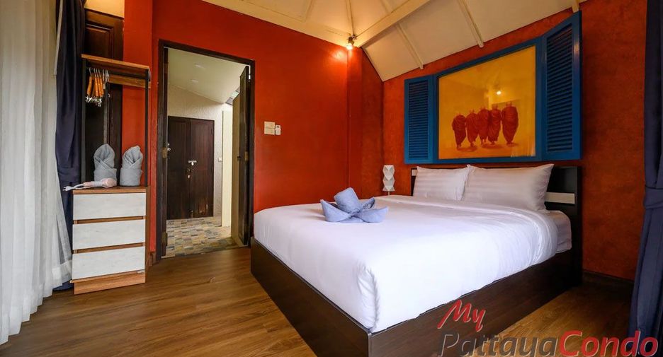 For sale 4 bedrooms house in Bang Lamung, Chonburi
