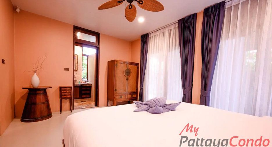 For sale 4 bedrooms house in Bang Lamung, Chonburi