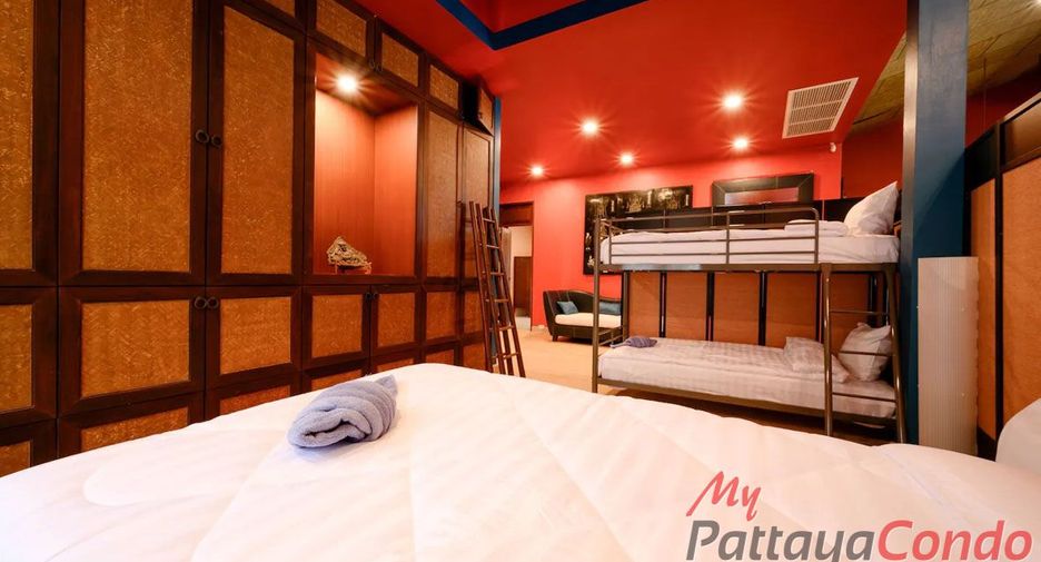 For sale 4 bedrooms house in Bang Lamung, Chonburi