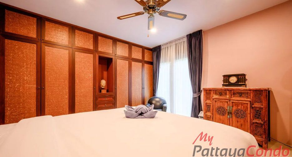 For sale 4 bedrooms house in Bang Lamung, Chonburi