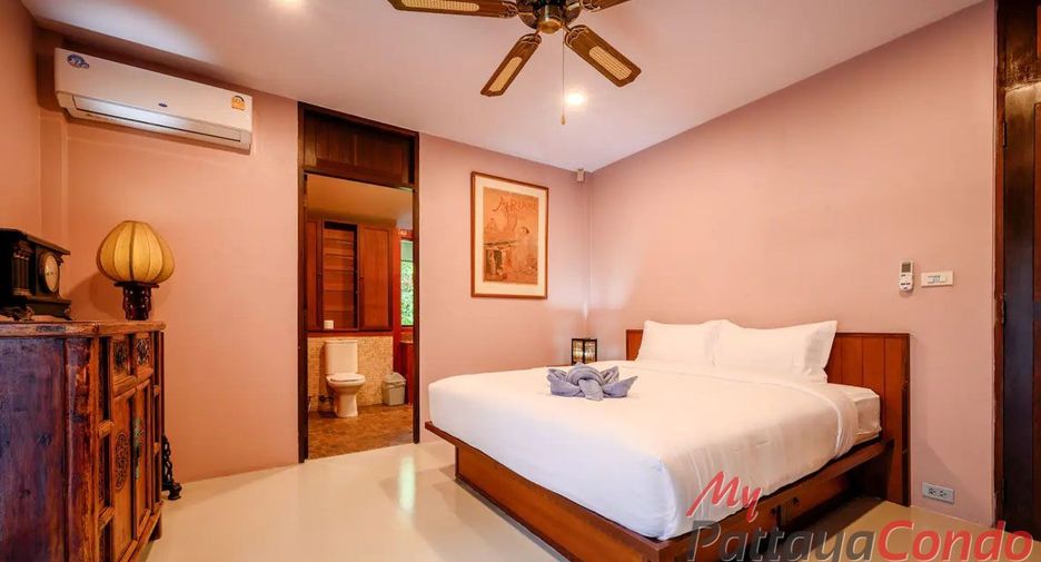 For sale 4 bedrooms house in Bang Lamung, Chonburi