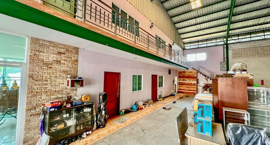 For rent and for sale land in Phanat Nikhom, Chonburi