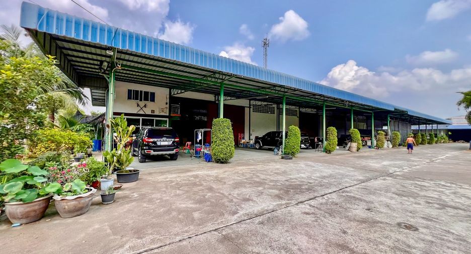 For rent and for sale land in Phanat Nikhom, Chonburi