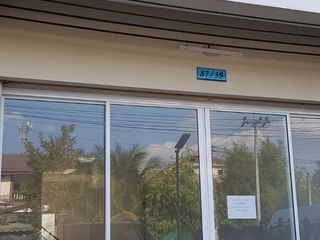 For rent and for sale 3 bedrooms retail Space in Si Racha, Chonburi