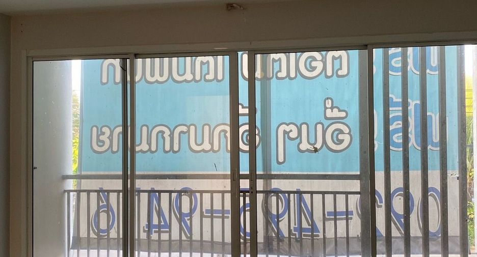 For rent and for sale 3 bedrooms retail Space in Si Racha, Chonburi