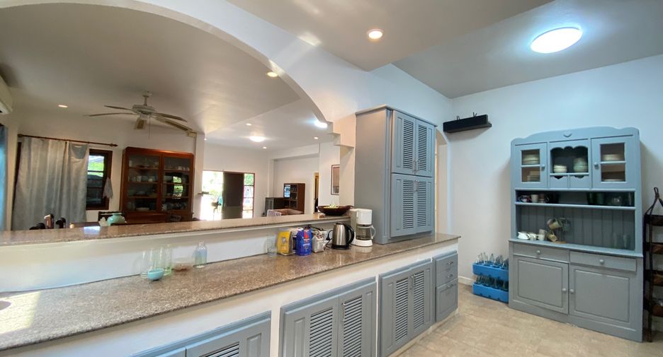 For rent and for sale 4 bedrooms house in San Sai, Chiang Mai