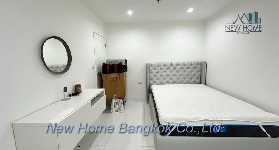 For sale 2 bedrooms condo in Khlong Toei, Bangkok