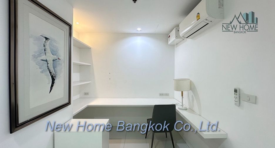For sale 2 bedrooms condo in Khlong Toei, Bangkok