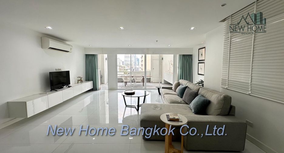 For sale 2 bedrooms condo in Khlong Toei, Bangkok