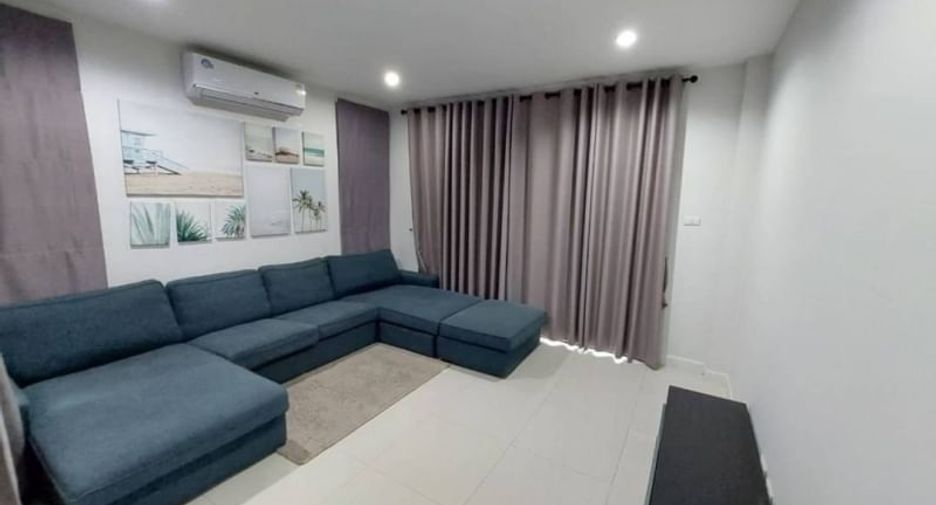 For rent and for sale 3 bed house in Si Racha, Chonburi