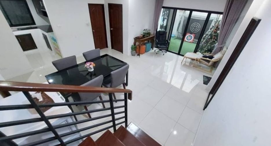 For rent and for sale 3 bed house in Si Racha, Chonburi