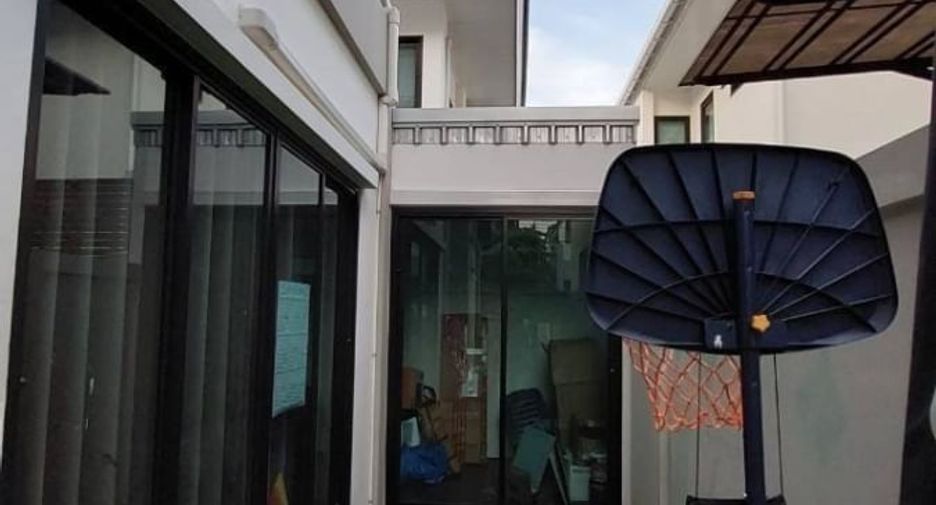 For rent and for sale 3 bed house in Si Racha, Chonburi
