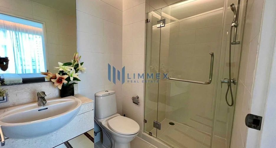 For rent そして for sale 3 Beds condo in Khlong Toei, Bangkok