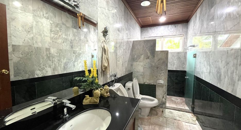For rent 3 bedrooms house in Takua Thung, Phang Nga