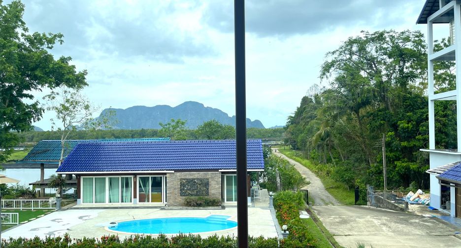 For rent 3 bedrooms house in Takua Thung, Phang Nga