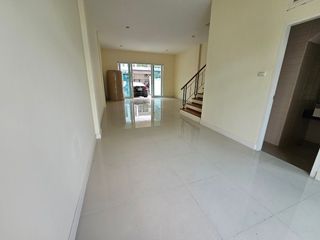 Продажа 3 спальни таунхаус в Mueang Nonthaburi, Нонтабури