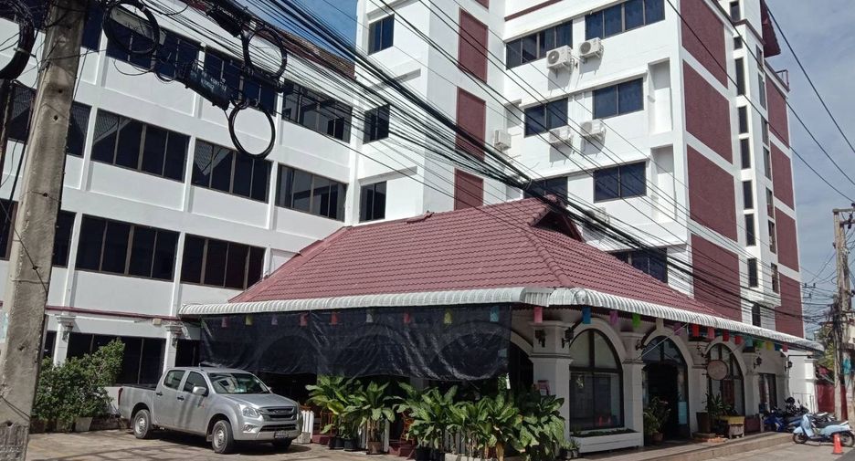For sale 53 bed hotel in Mueang Chiang Mai, Chiang Mai