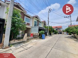 For rent そして for sale 3 Beds townhouse in Bang Sao Thong, Samut Prakan
