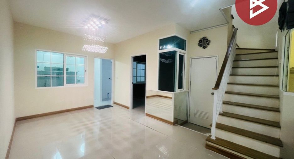 For sale 4 bed townhouse in Thung Khru, Bangkok