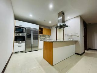 Wohnung zur Miete mit 2 Zimmer in Sathon, Bangkok