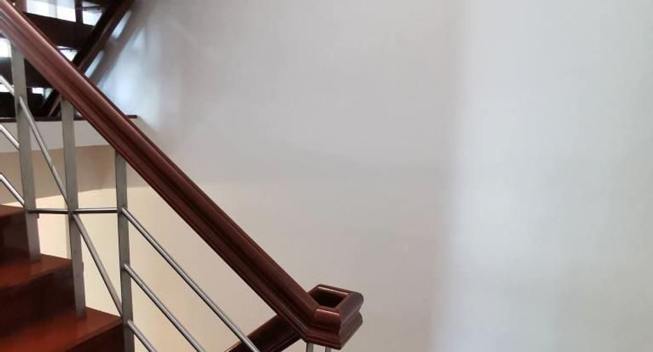 For rent 4 bedrooms townhouse in Watthana, Bangkok
