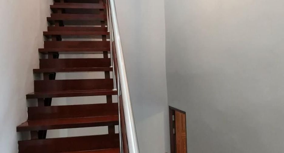 For rent 4 bedrooms townhouse in Watthana, Bangkok