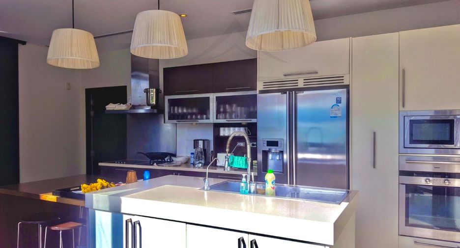 For rent 4 bedrooms villa in Thalang, Phuket