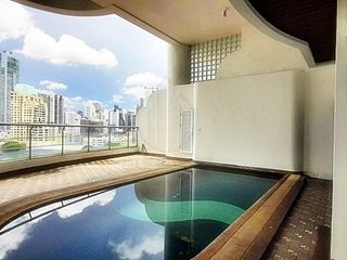 Wohnung zur Miete mit 2 Zimmer in Khlong Toei, Bangkok