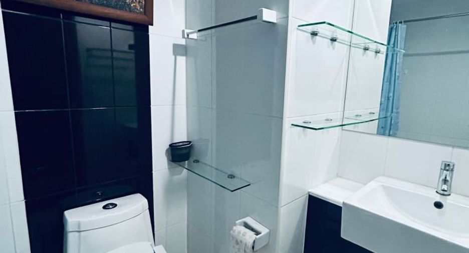 À louer 1 chambre condo à Si Racha, Chonburi