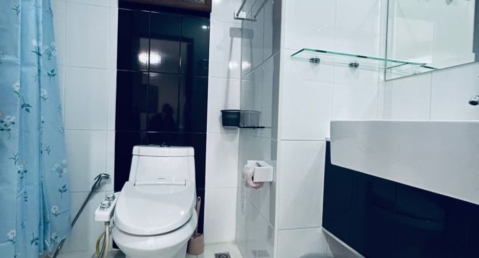 À louer 1 chambre condo à Si Racha, Chonburi