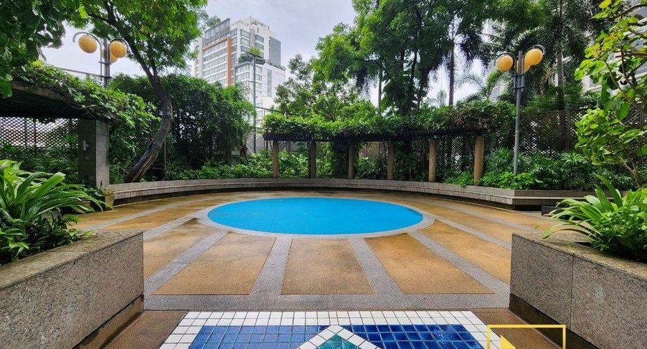 Condo en alquiler de 2 habitaciones en Pathum Wan, Bangkok