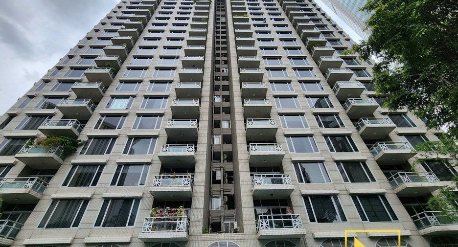 Condo en alquiler de 2 habitaciones en Pathum Wan, Bangkok