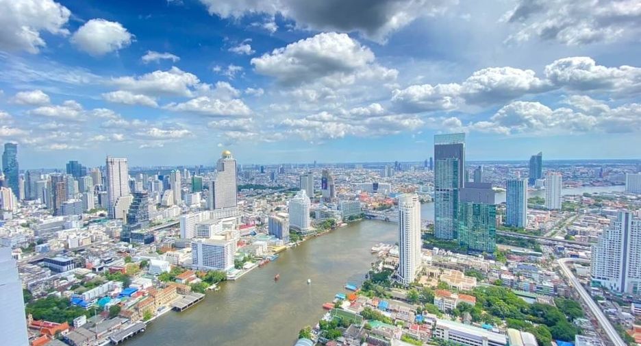 À louer 3 chambres condo à Khlong San, Bangkok