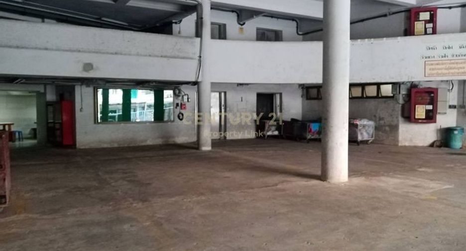 For sale 2 bedrooms retail Space in Yan Nawa, Bangkok