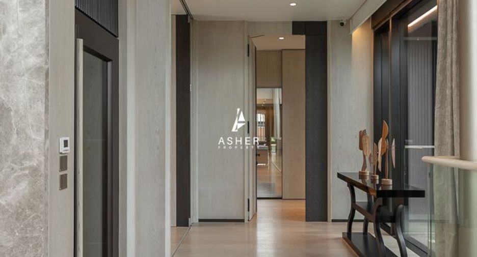 For sale 5 bedrooms house in Bang Phli, Samut Prakan