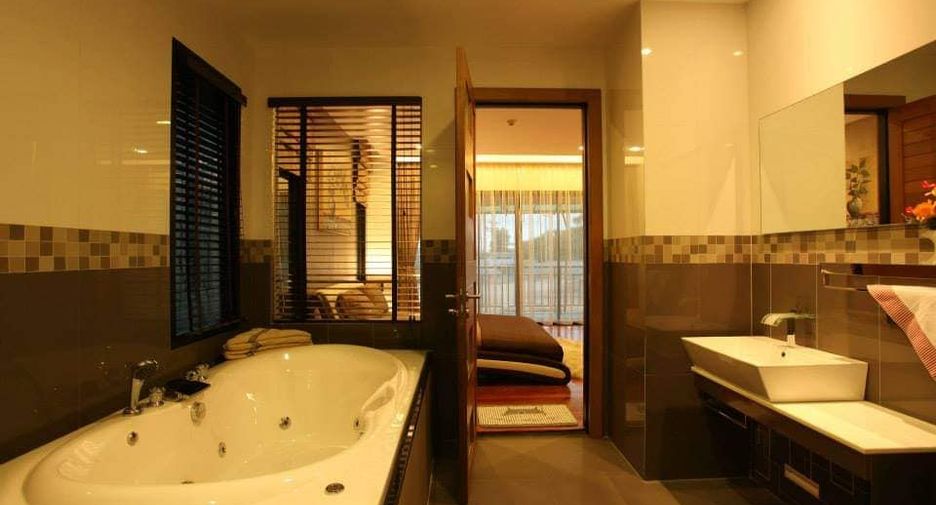 For rent 1 bed condo in Mueang Phuket, Phuket