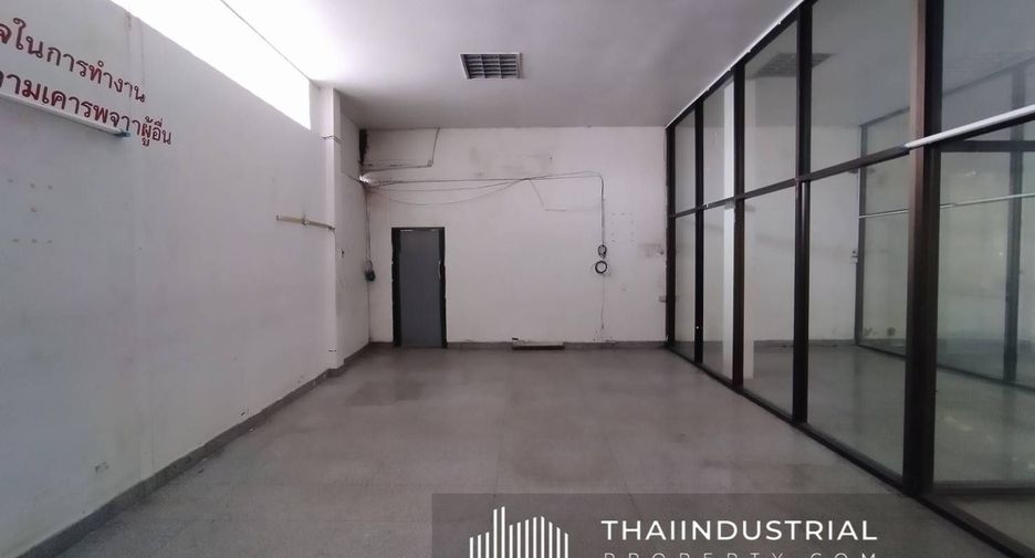 For rent warehouse in Mueang Samut Prakan, Samut Prakan