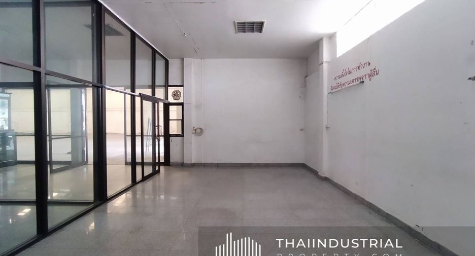 For rent warehouse in Mueang Samut Prakan, Samut Prakan