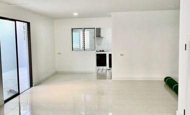 For sale 3 ベッドルーム house in Mueang Chon Buri, Chonburi