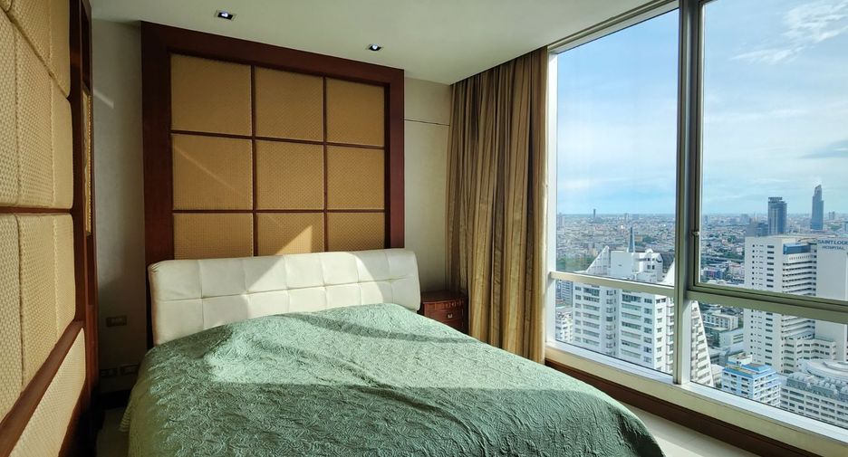 For rent and for sale 3 bedrooms condo in Sathon, Bangkok