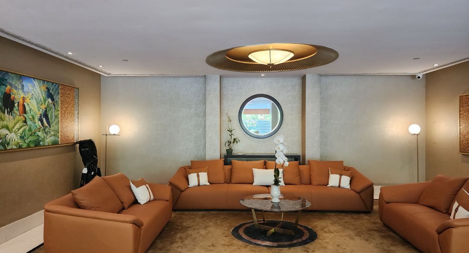 For rent and for sale 3 bedrooms condo in Sathon, Bangkok