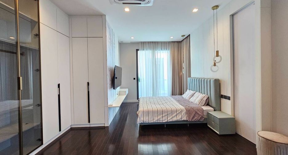 For rent 4 bedrooms house in Suan Luang, Bangkok