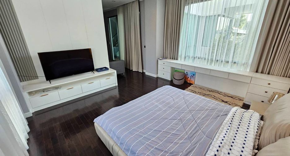 For rent 4 bedrooms house in Suan Luang, Bangkok