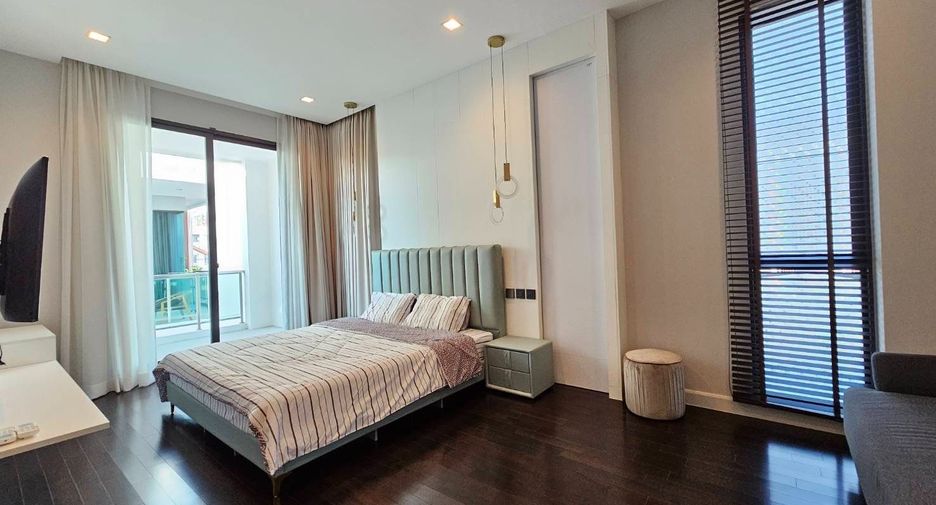 For rent 4 bedrooms house in Suan Luang, Bangkok