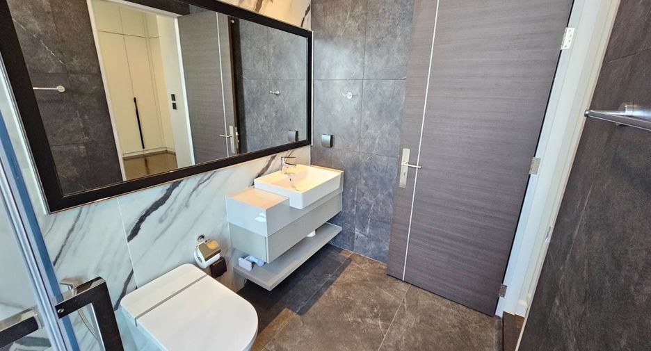 For rent 4 bedrooms house in Suan Luang, Bangkok
