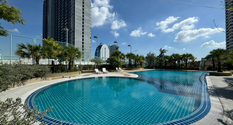 For rent and for sale 3 bedrooms condo in Bang Phlat, Bangkok