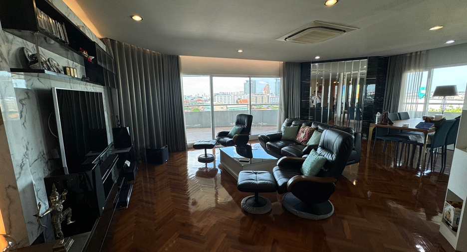For rent and for sale 3 bedrooms condo in Bang Phlat, Bangkok